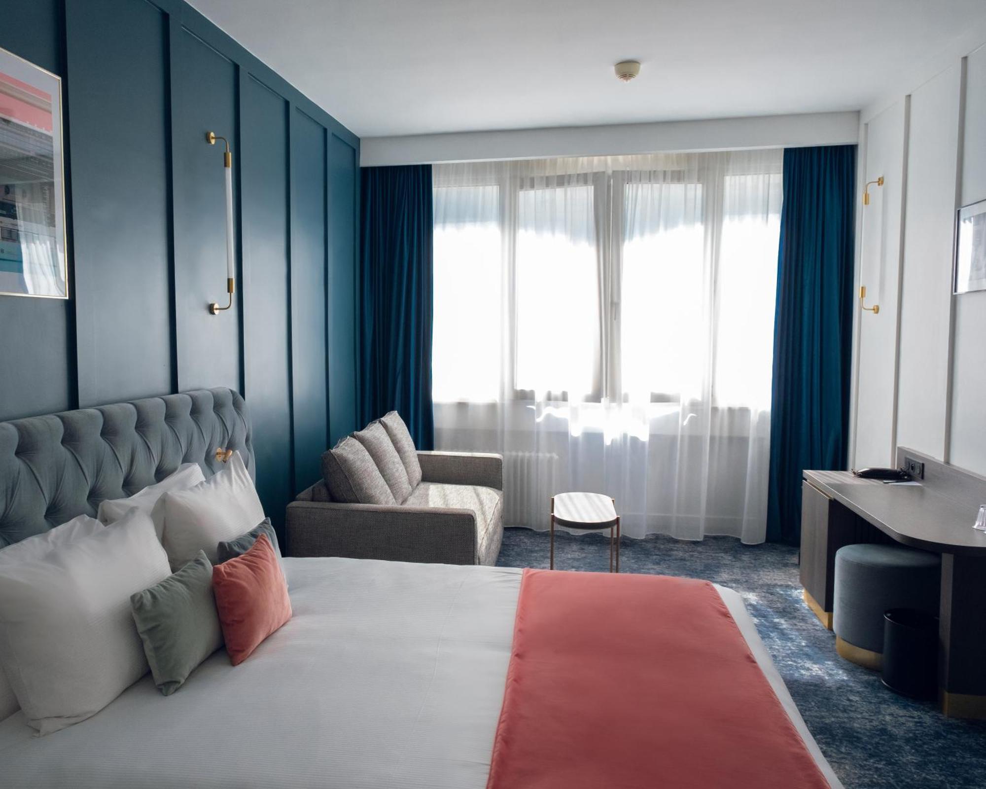 Pley Hotel Paris Exterior photo
